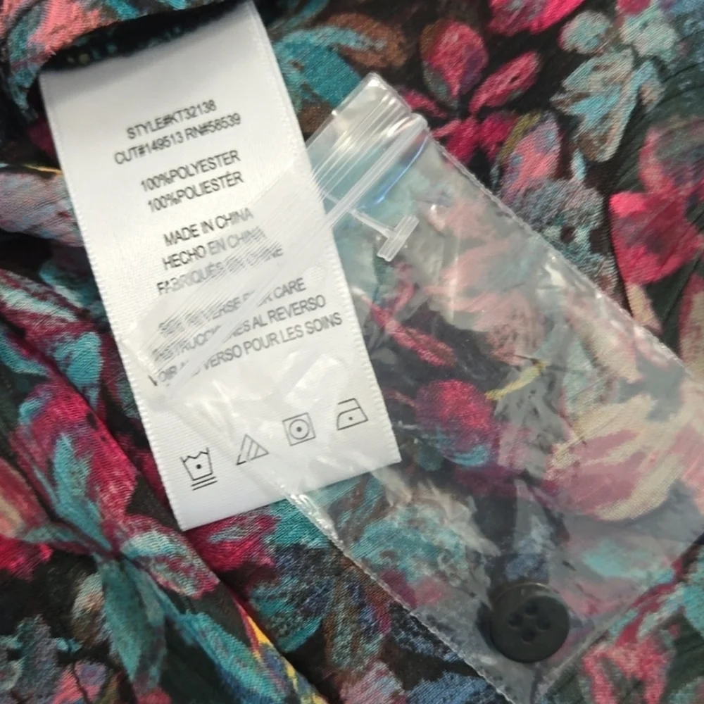 ❣❣️NWOT❣️❣ Kut From The Kloth Jasmine Top 🌸💠🌼 Sz SM - Picture 6 of 6